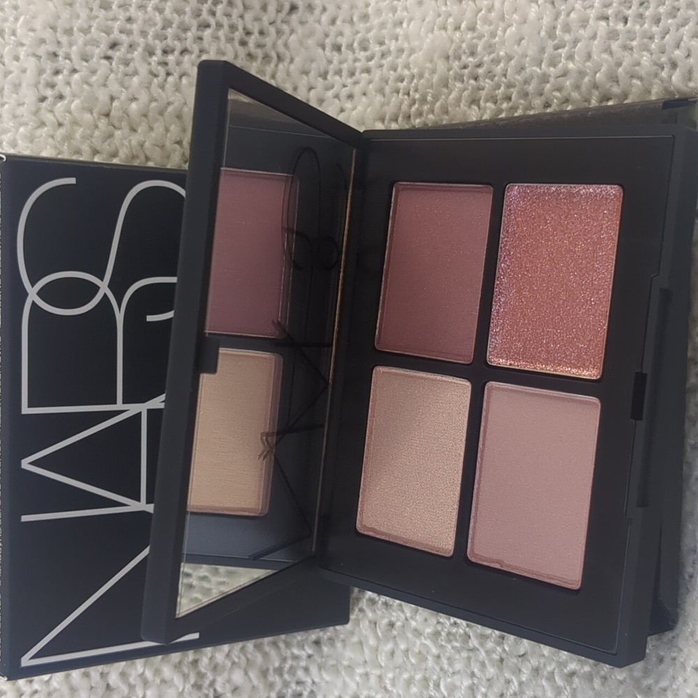 NARS Kuala Lumpur Quad Eyeshadow, 4x 1.1g/0.03oz - Picture 2 of 14